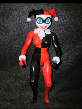 DC  Batman The Animated Series Harley Quinn 2015 -12 inch suicide squad figure